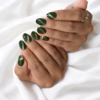 کاشت و ترمیم ناخن