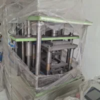 دستگاه ظروف یک بار مصرف