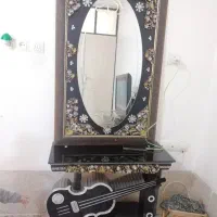آینه و کنسول اسپیکردار