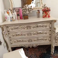 میز کنسول و تخت خواب