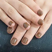 مدل برای کاشت ناخون