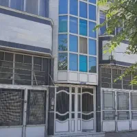 آپارتمان ۷۵متری همکف یک خواب با۱۰۰مترحیاط مشترک
