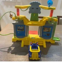 سگ نگهبان قلعه میمون سگ نگهبان برند spin master