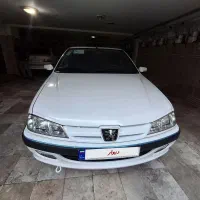 پژو پارس سفید مدل ۱۴۰۲ تمیز بی رنگ