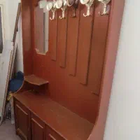 جاکفشی و رخت آویز آینه دار