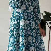 خیاط بیرون بر