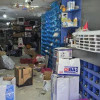 مغازه اجاره ای بر خیابان داوری ۹۰متری