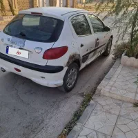 ۲۰۶ مدل ۸۲