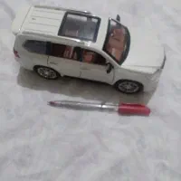 ماکت ماشین فلزی