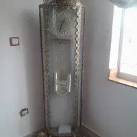 ساعت برنجی ایستاده
