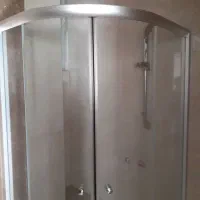 کابین دوش بزرگ
