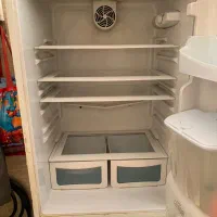 یک عدد یخچال فریزر