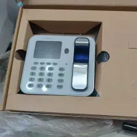 دستگاه حضور و غیاب