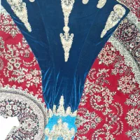 لباس مجلسی و صندل و کیف وشال