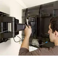 نصاب آنتن تلویزیون و گیرنده داخلی