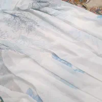 پرده اتاق خواب تمیز در حد نو