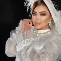 خروج عروس و میکاپ همه روزه هم لایت هم پرکارومتوسط