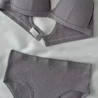 لباس زیر زیبا