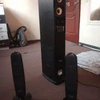 فروش باند بعلاوه یه میز تلویزیون سه کشو