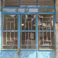 دوعدد دربآهنی مغازه تچاری درحد نو