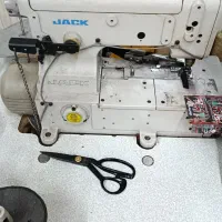 فروش چرخ خیاطی و تجهیزات کارگاه خیاطی