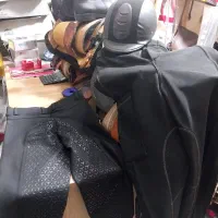 کلاه وشلوار سوارکاری