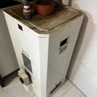 آبگرم کن دیواری مخزن دار گازی