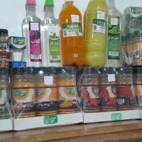 انواع ادویجات و عرقیجات ورب انار و سفره ی یکبار