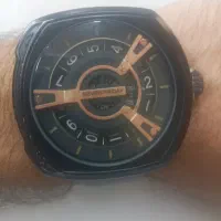 ساعت مچیSEVENFIDAY اصل سری(v)وی