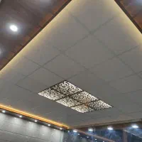 فروش فوری ۱۰۰ متر تایل همراه با نصب(پول لازم-نقدی)