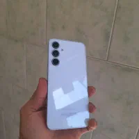 A35 5G  256/8  درحد آک ، خوشرنگ ، گارانتی دار