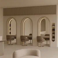 منشی و صندوقدار سالن زیبایی