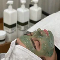 فشیال تخصصی پوست