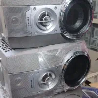 یک جفت باند سامسونگ ۴۰۰۰ وات ۳۶۰ درجه