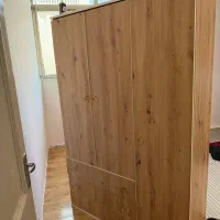 کمد ایستاده