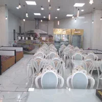 باسلام ۳۲عدد صندلی و۸عدد میز پلیمری شیک ودرحد صفر