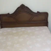 تخت خواب و عسلی