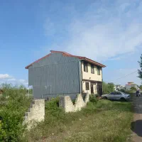 273متر زمین مسکونی سند دار /محصور/دو بر