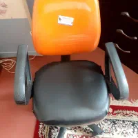 صندلی‌ در‌فردیس‌
