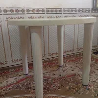 میز پلاستیکی