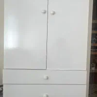 کمد کشودار و رگال لباس