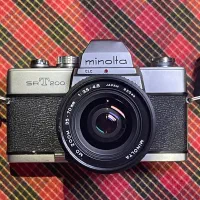 دوربین آنالوگ Minolta SRT 200