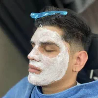 پاکسازی و فیشیال پوست ۵۰% تخفیف زعفرانیه و سیار