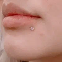 پیریسینگ. برای ابرو. بینی  و  زبان. و سرفیس