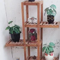 استند چوبی گل