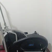 دوچرخه ثابت ایستاده