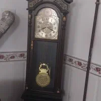 ساعت و بوفه