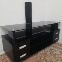 میز تلویزیون بسیار تمیز