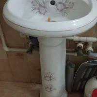 روشویی کوچک باشیر