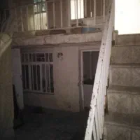 دوطبقه و حیاط دربست 50متری